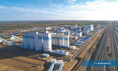 陜煤建設(shè)天工公司承建的小保當(dāng)煤礦選煤廠末煤倉工程 順利通過煤炭行業(yè)優(yōu)質(zhì)工程、“太陽杯”復(fù)查驗收