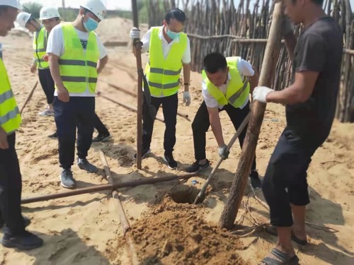 陜煤建設路橋分公司靖神鐵路項目勇闖“征遷關”攻克“攔路虎”