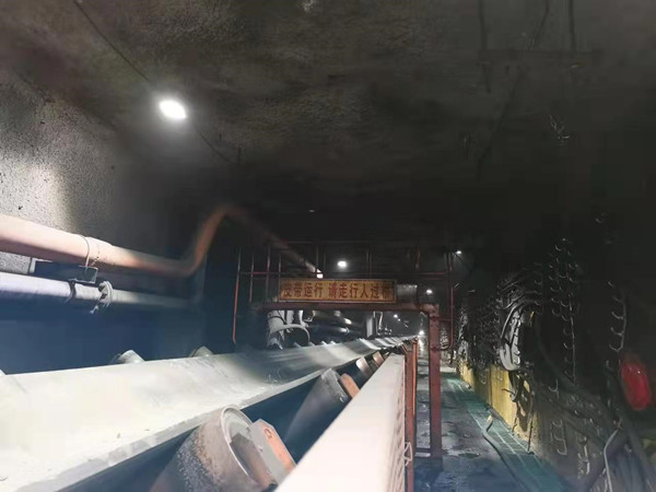 陜煤建設機電安裝公司曹家灘項目部順利完成122110順槽皮帶運營項目