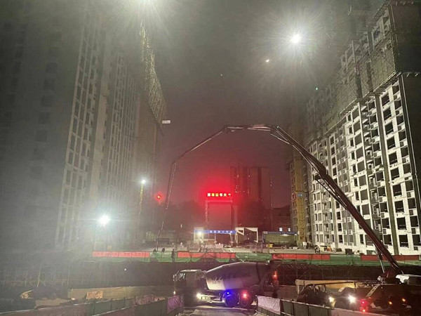 陜煤建設渭南分公司第八項目部日夜鏖戰(zhàn)取得混凝土澆筑主體結構施工階段性成果